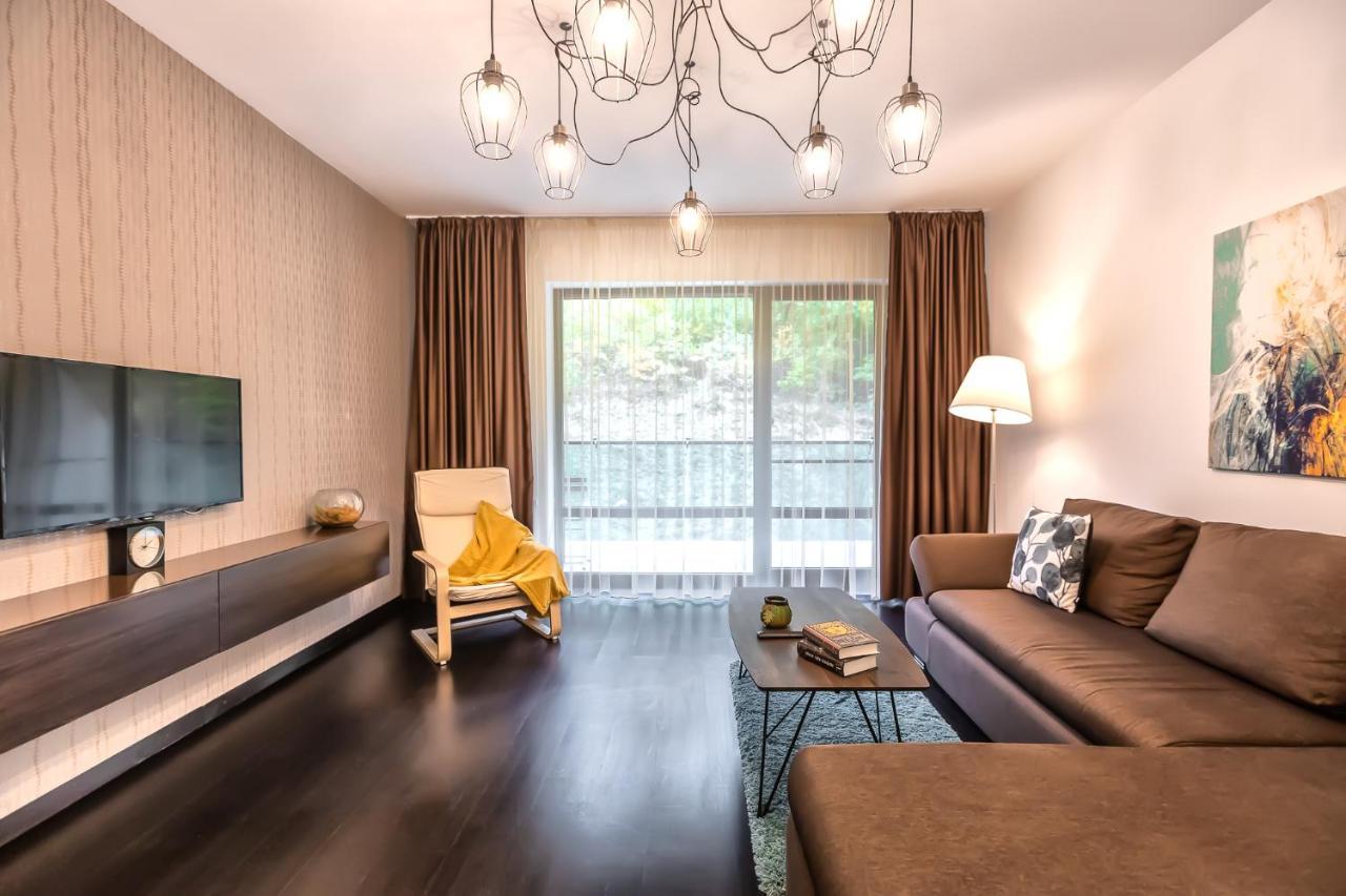 Tampa Gardens Apartments - Adults Only Brasov Exterior photo